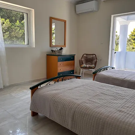 Skyblue Акротири